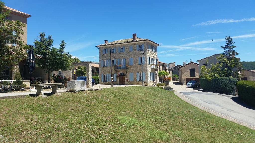 Vvf Haute Provence Lagrand Zewnętrze zdjęcie