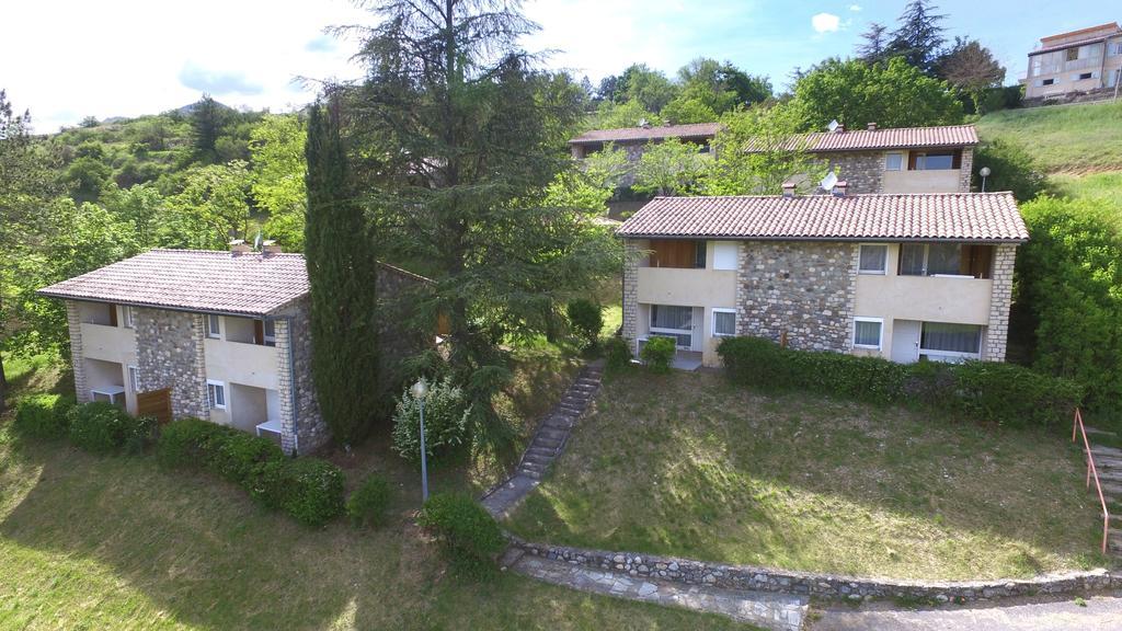 Vvf Haute Provence Lagrand Zewnętrze zdjęcie