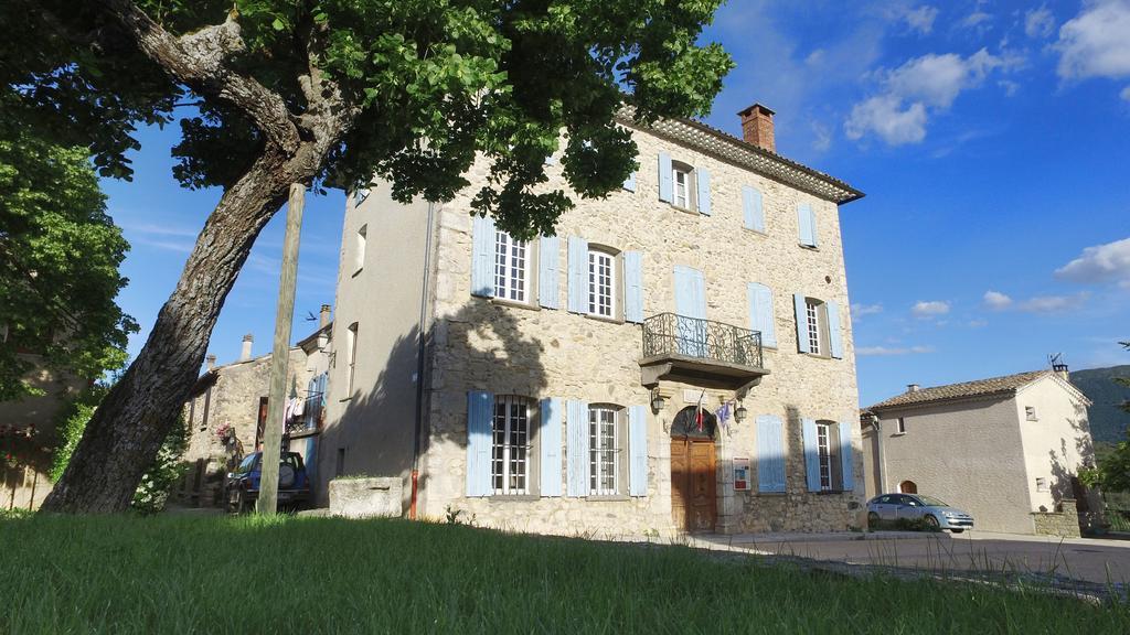 Vvf Haute Provence Lagrand Zewnętrze zdjęcie